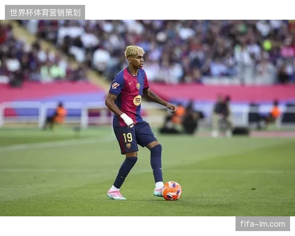 18岁的亚马尔赛季贡献27次直接进球，成为巴萨进攻端最具威胁的爆点
